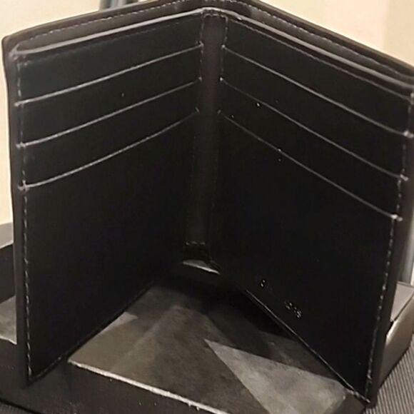 Michael Kors Andy Leather Slim Billfold - Picture 8 of 9